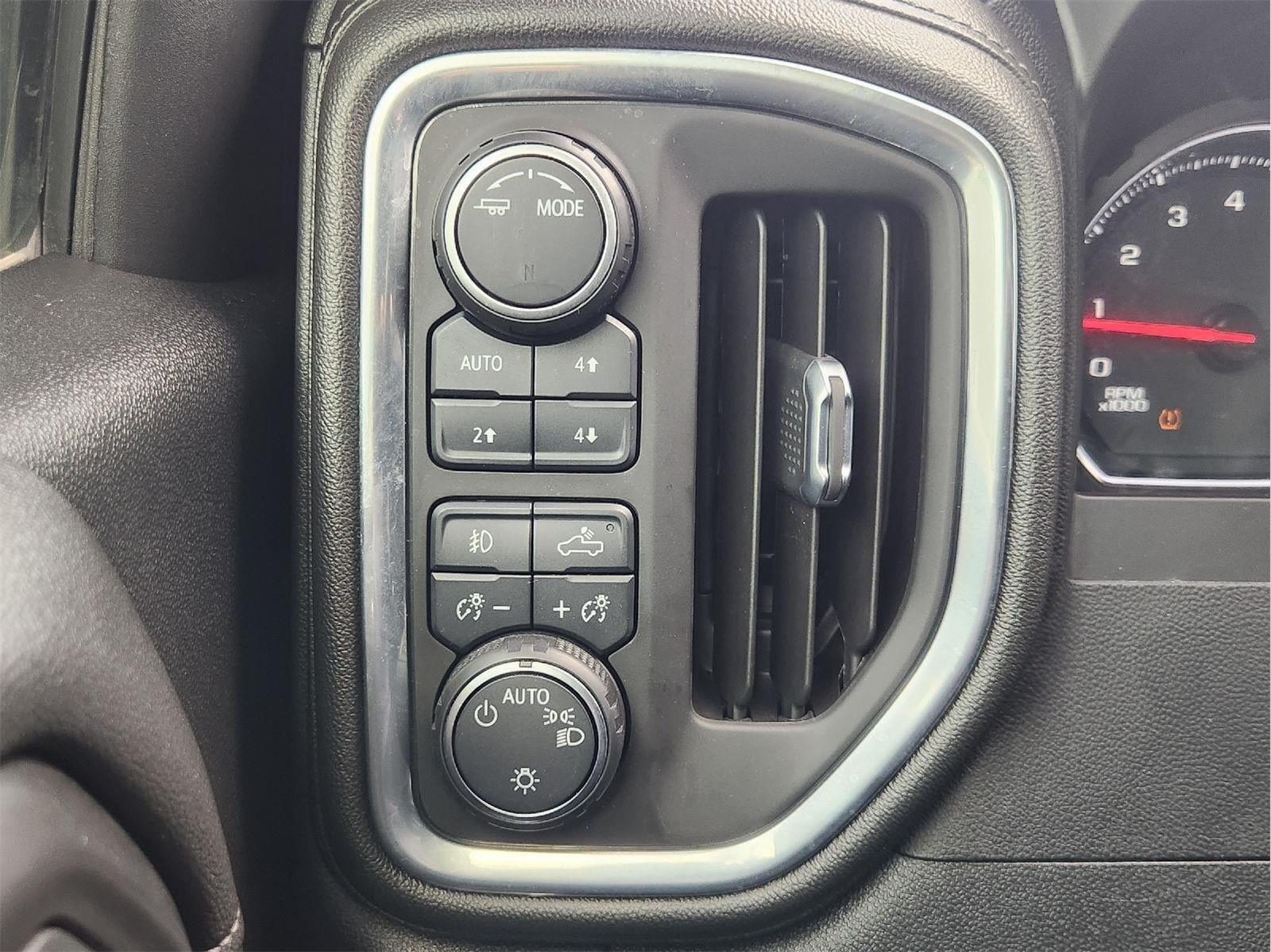 2021 Chevrolet Silverado 1500 photo 22 of 33
