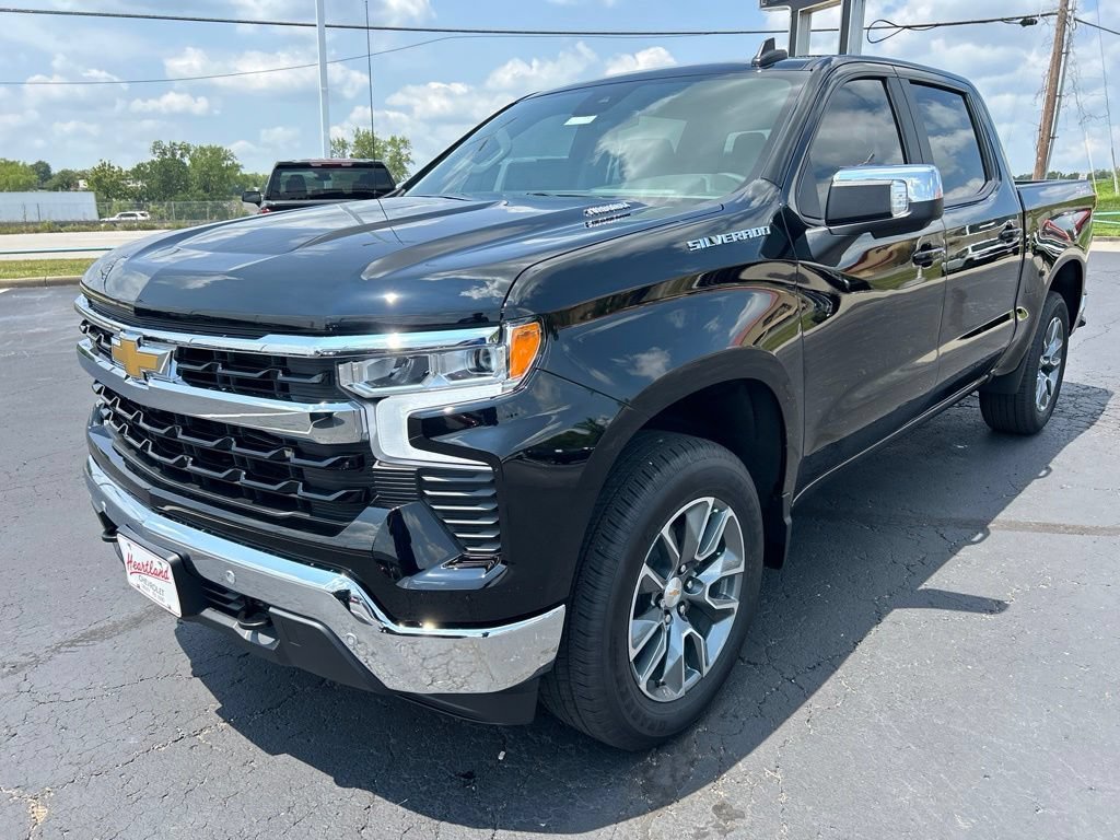 New 2026 Black Chevrolet LT image 9