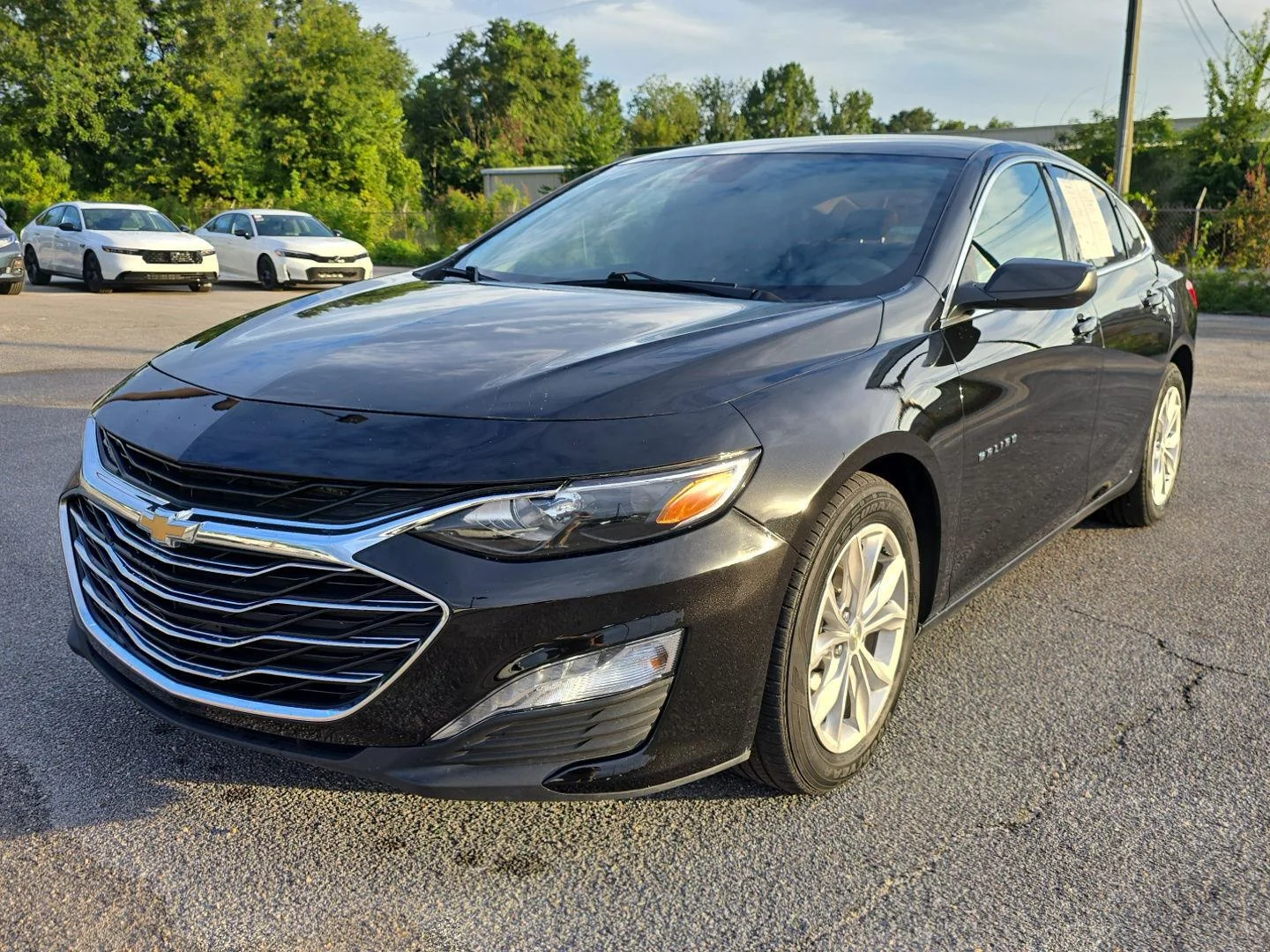 Used 2024 Mosaic Black Metallic Chevrolet LT image 9
