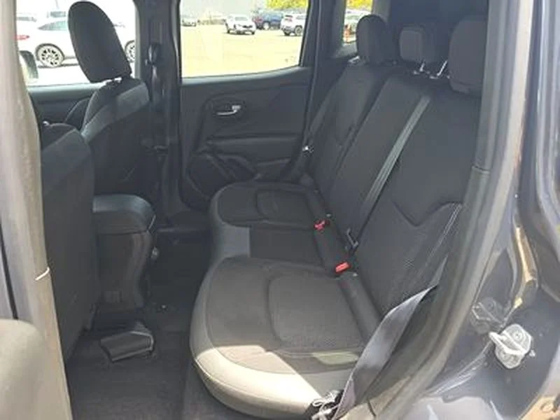 Used 2022 Gray Jeep Altitude image 13