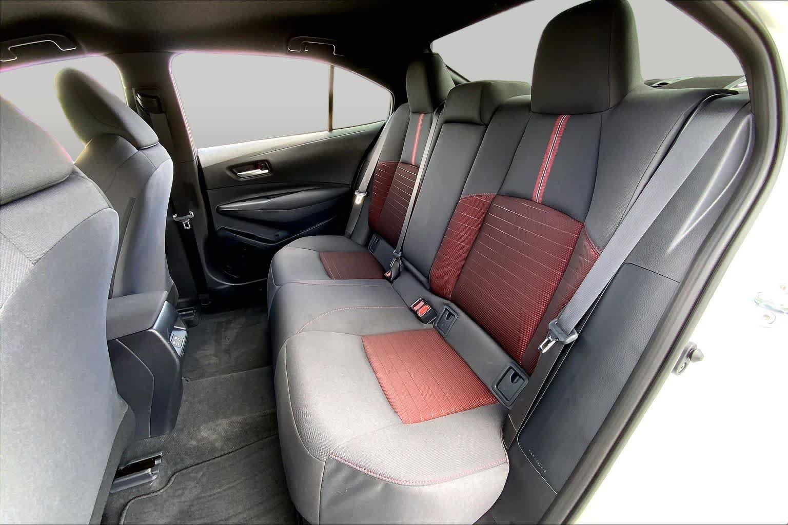 Used 2026 Ice Cap Toyota SE image 20