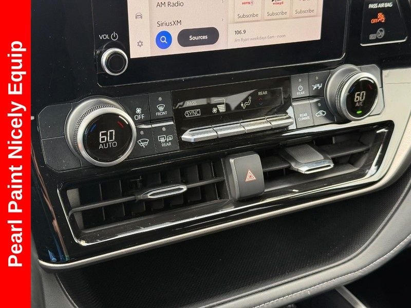 Used 2023 Pearl Toyota LE image 29