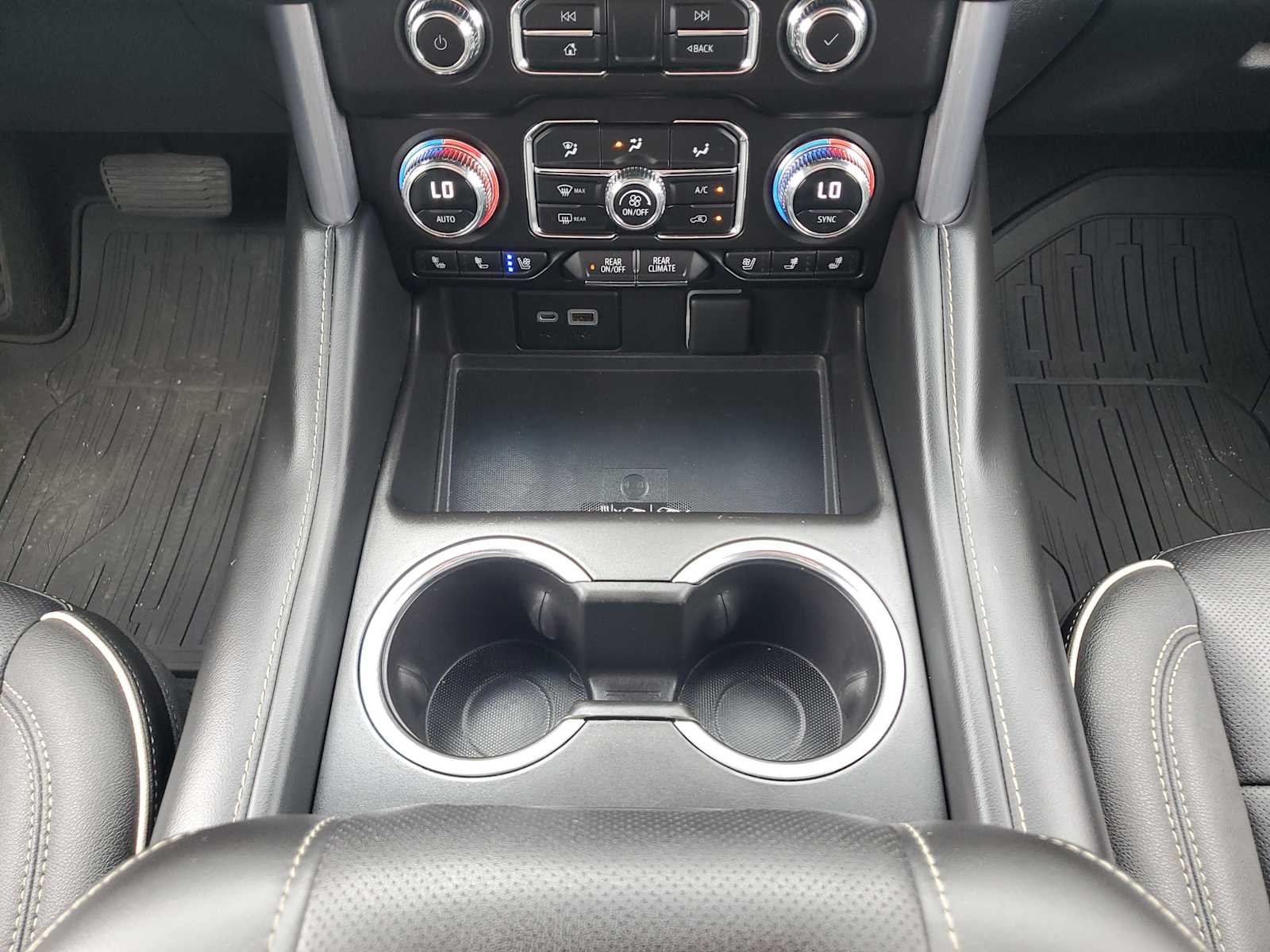Used 2023 Pearl Beige Metallic GMC SLT image 20