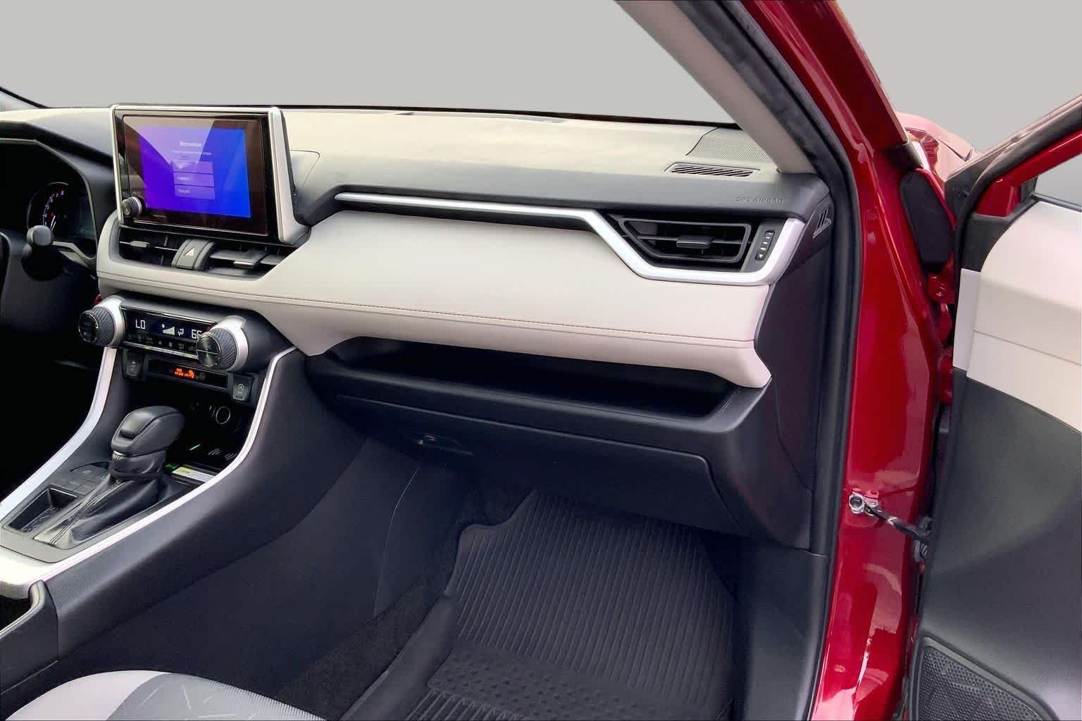 Used 2024 Ruby Flare Pearl Toyota XLE image 18