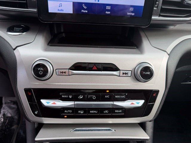 Certified Used 2022 Red Metallic Ford XLT image 30