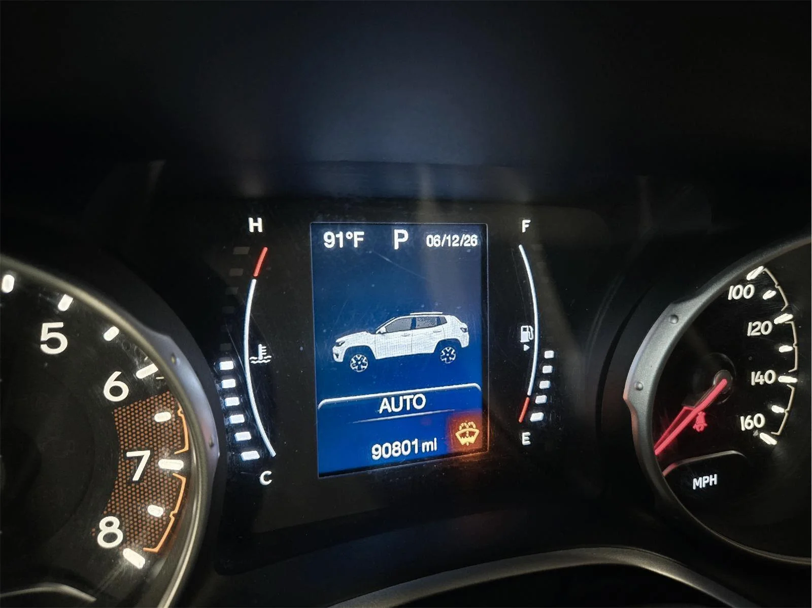 Used 2018 BLACK JEEP SPORT image 25