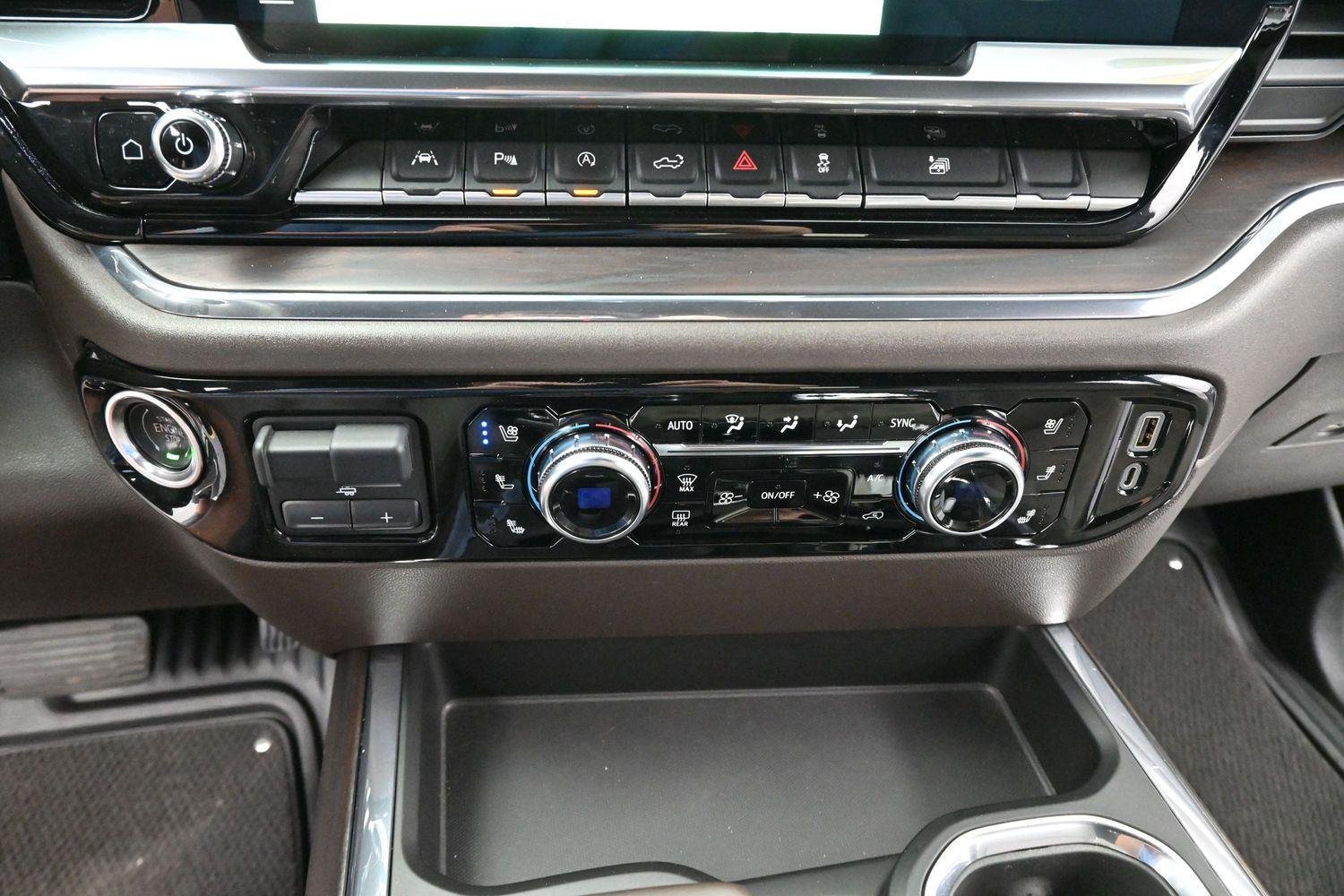 Used 2023 Summit White GMC SLT image 26