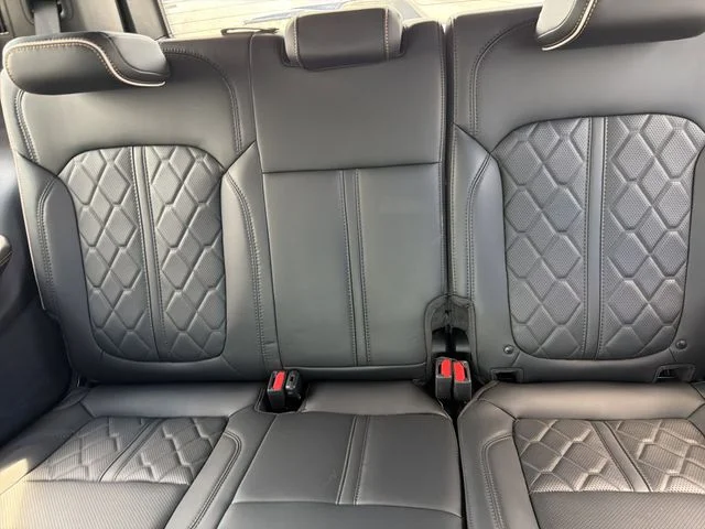 Used 2023 Black Jeep Series III image 18