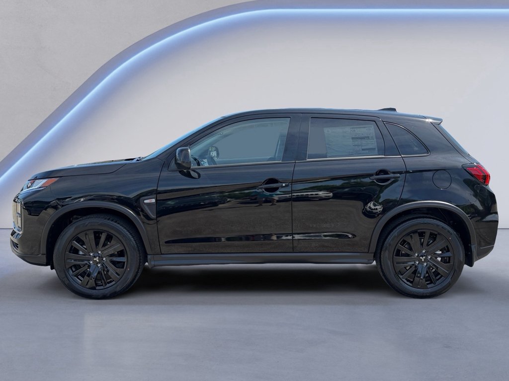 New 2026 Labrador Black Pearl Mitsubishi LE image 5