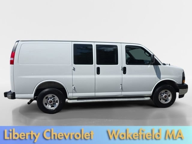 Used 2025 Summit White GMC Work Van image 8
