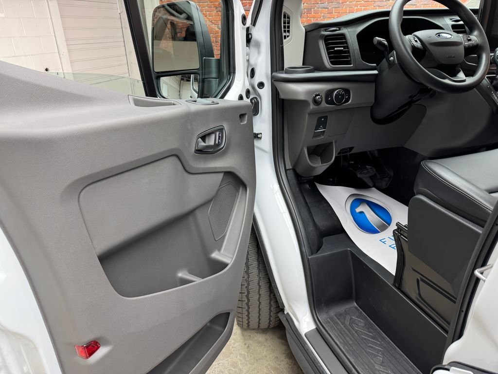 New 2026 White Ford Base image 10