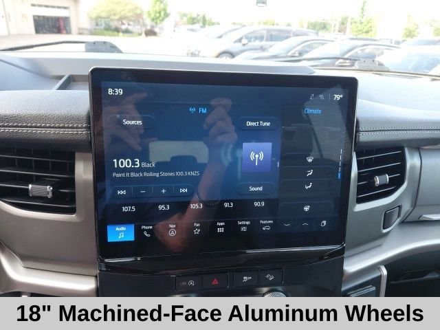 Used 2024 Blue Ford XLT image 16