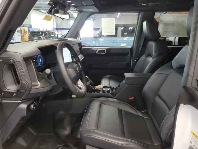 New 2025 Oxford White Ford Badlands® image 14