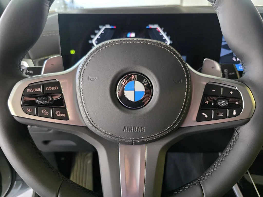New 2026 Brooklyn Grey Metallic BMW sDrive40i image 21