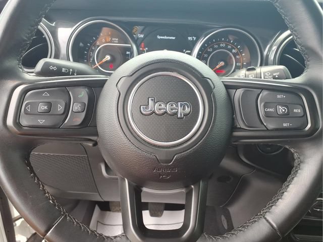 Used 2022  Jeep Unlimited Sport Altitude image 14