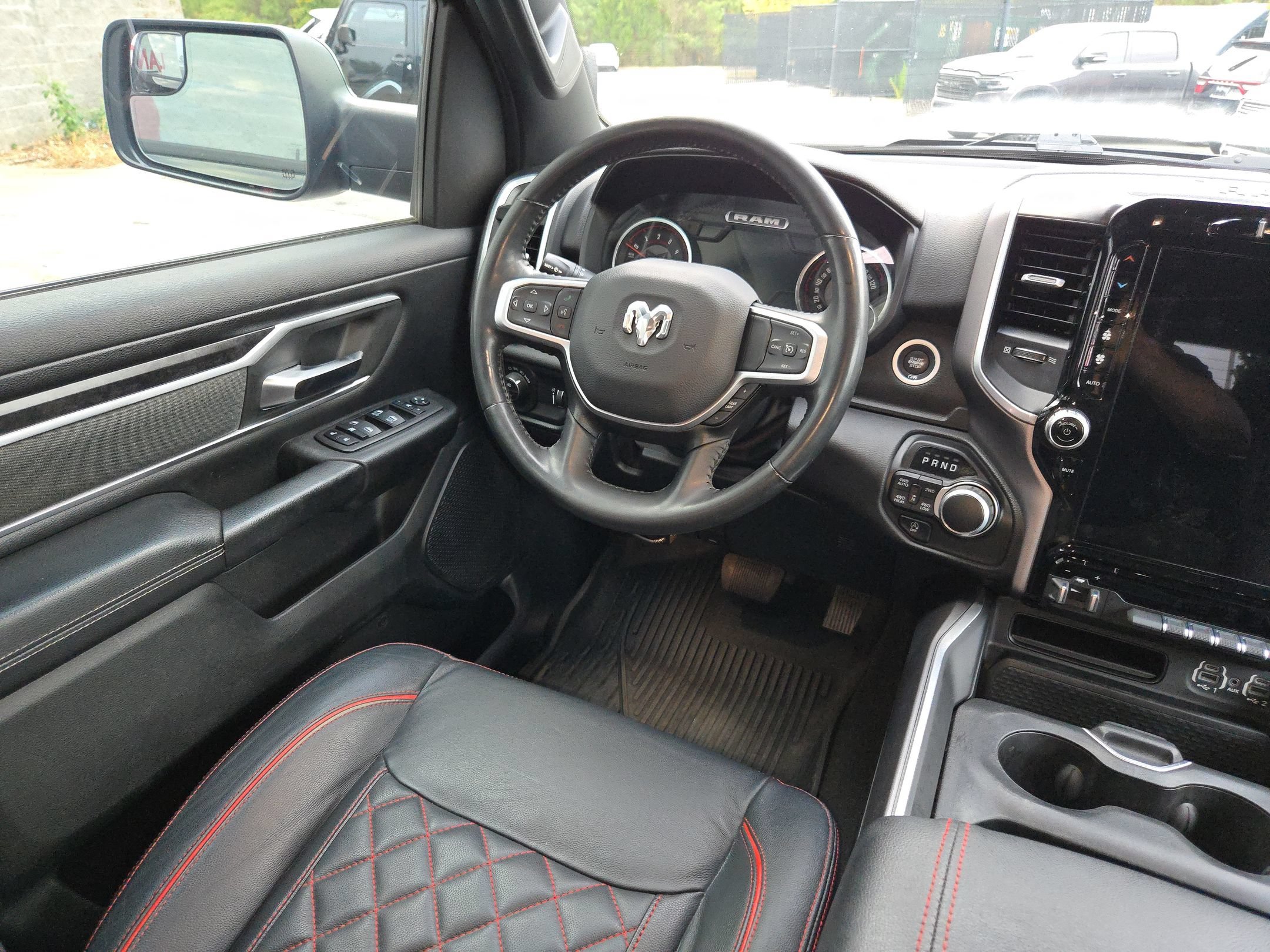 Used 2023 Diamond Black Crystal Pearlcoat RAM Big Horn image 9
