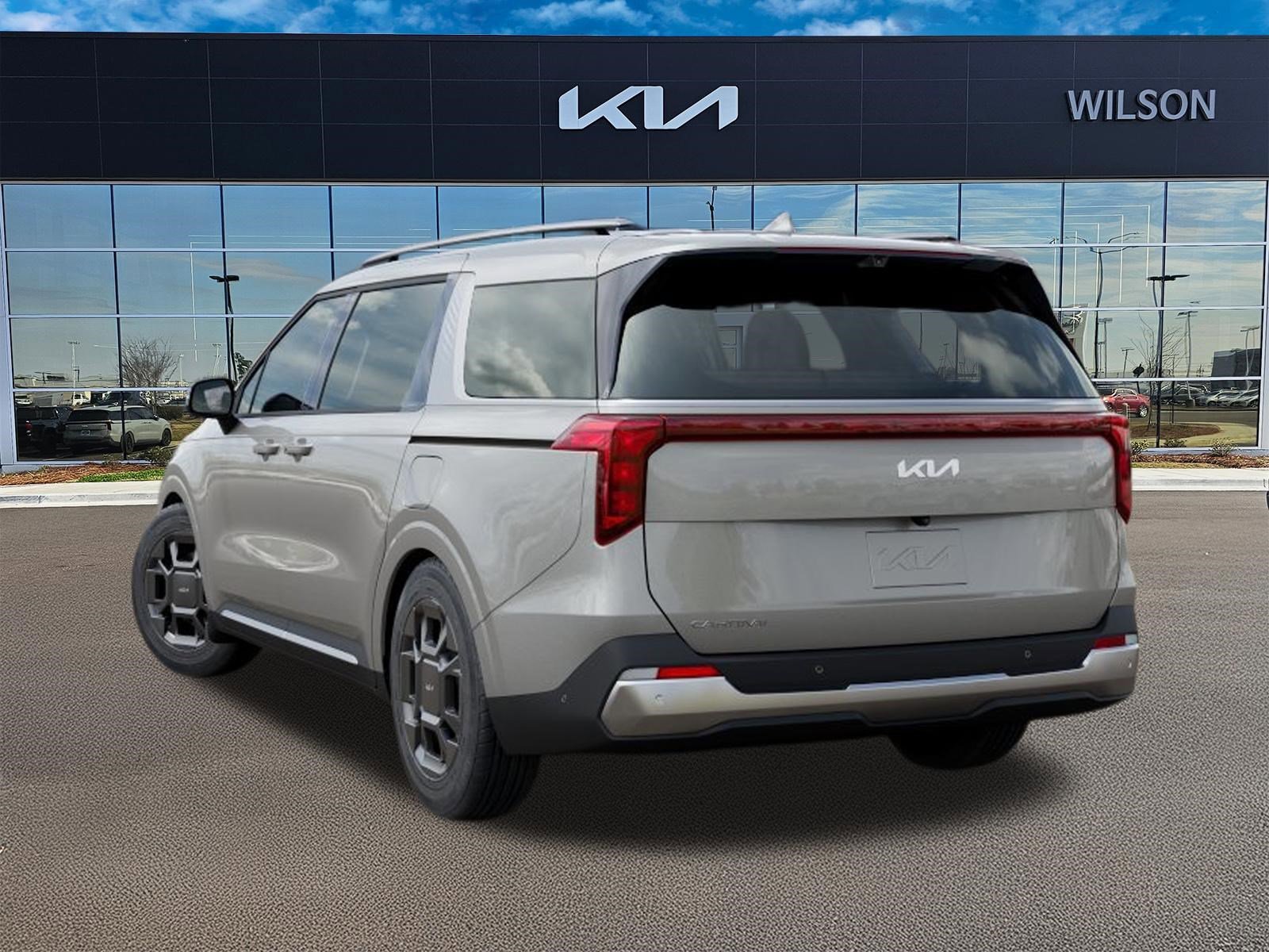 New 2026 Ivory Kia  image 4