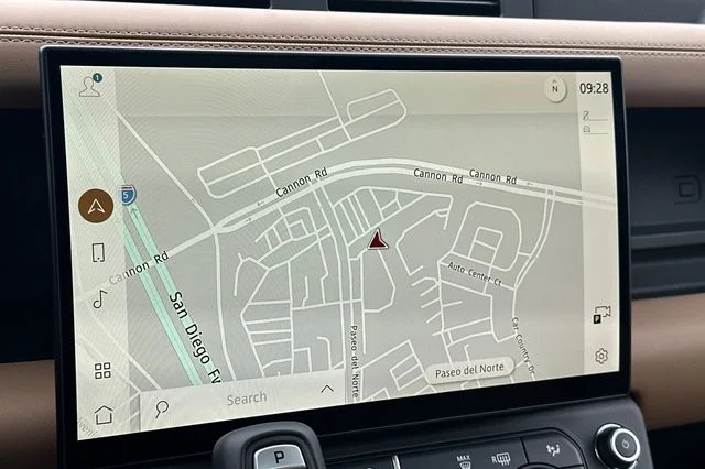 New 2026 Woolstone Green Land Rover S image 18