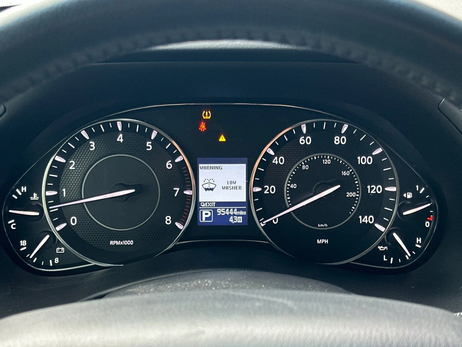 Used 2017 Pearl White Nissan Platinum image 24