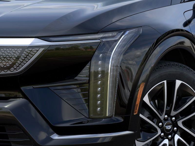 2025 Cadillac OPTIQ Sport 2 - Photo 10