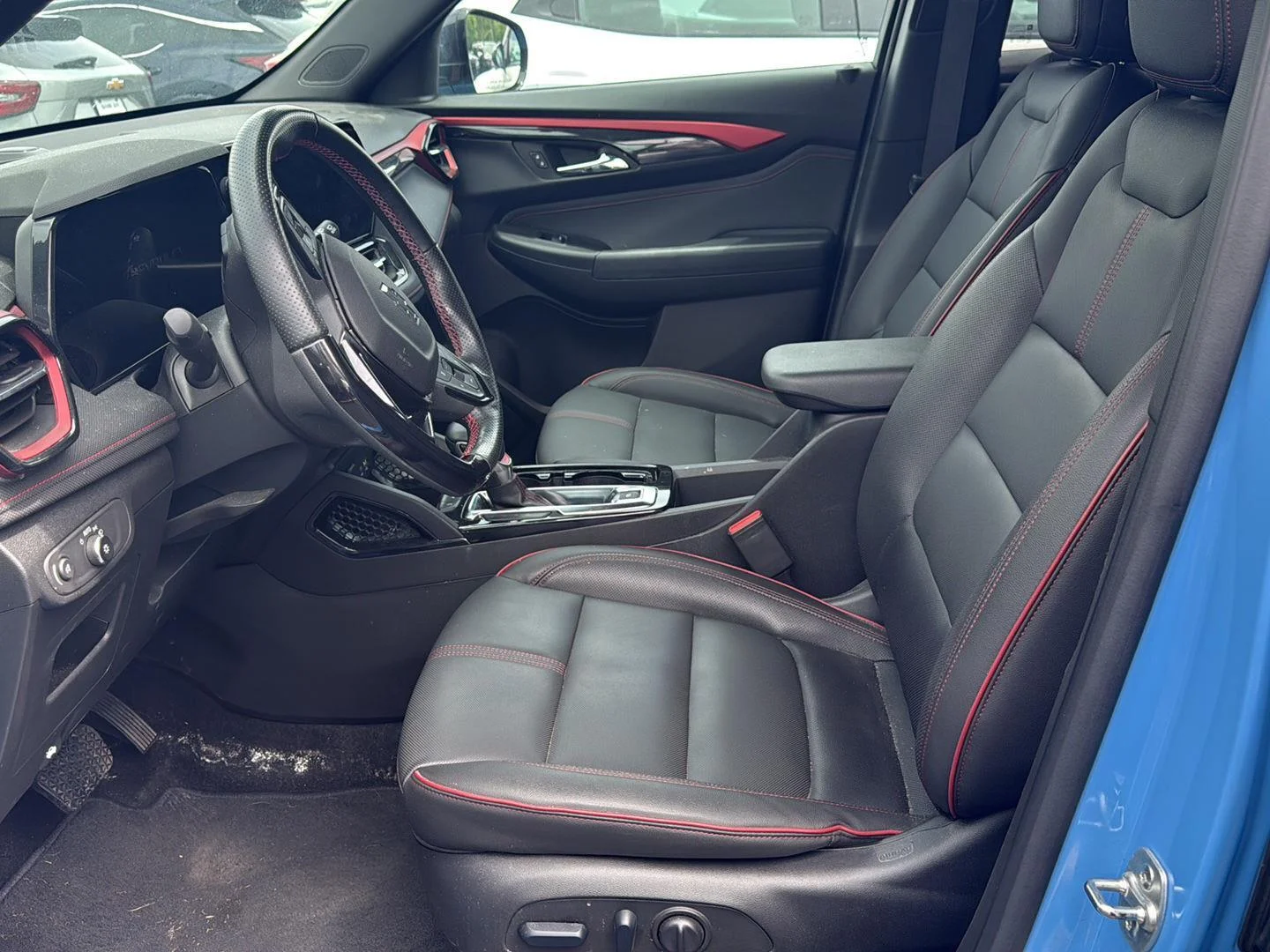 Used 2024 Fountain Blue Chevrolet RS image 3
