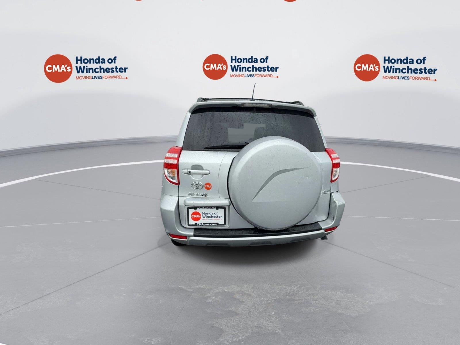 Used 2011 Classic Silver Metallic Toyota Limited image 7
