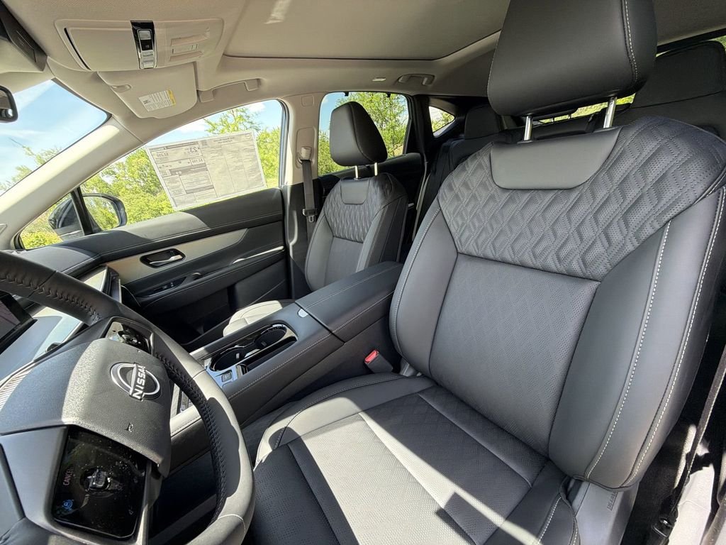 New 2026 Blue Nissan Platinum image 13