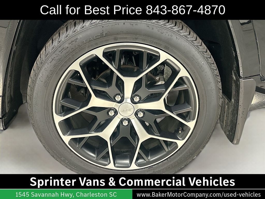 Used 2023 Black Jeep Summit Reserve image 35
