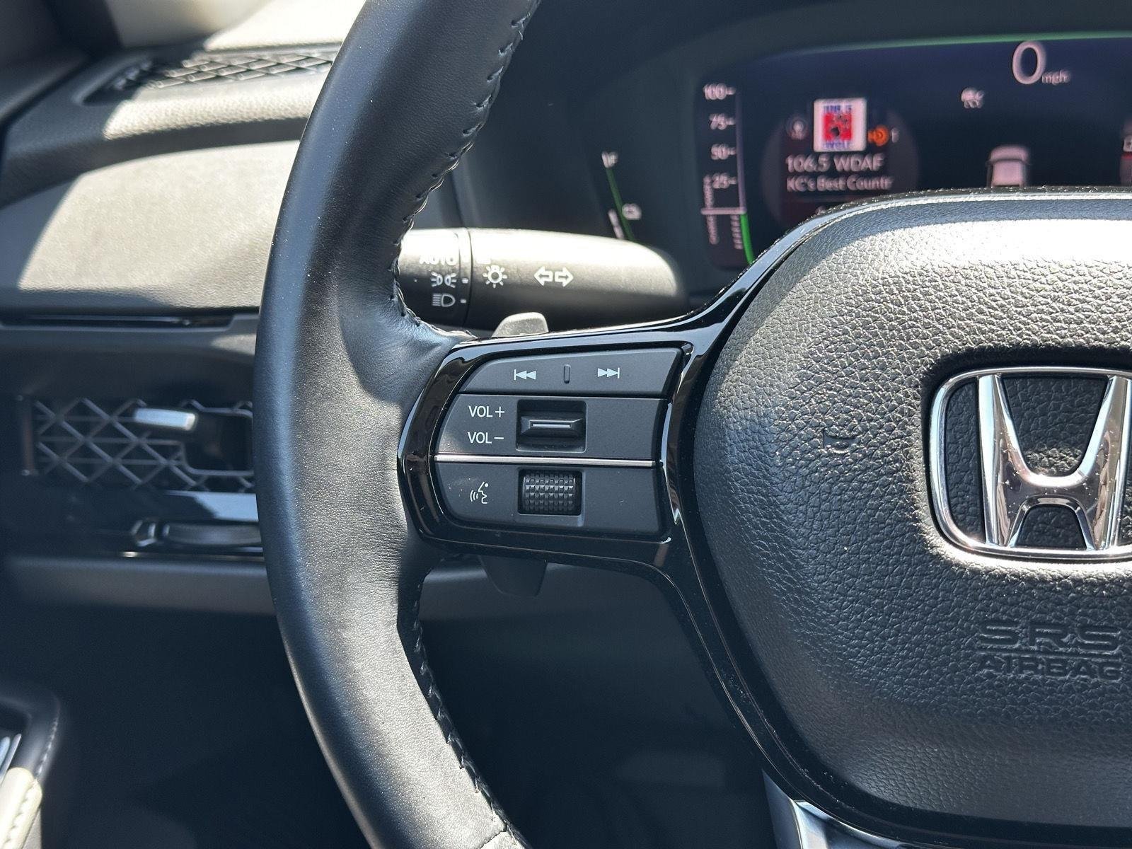 Used 2023 Canyon River Blue Metallic Honda Touring image 12