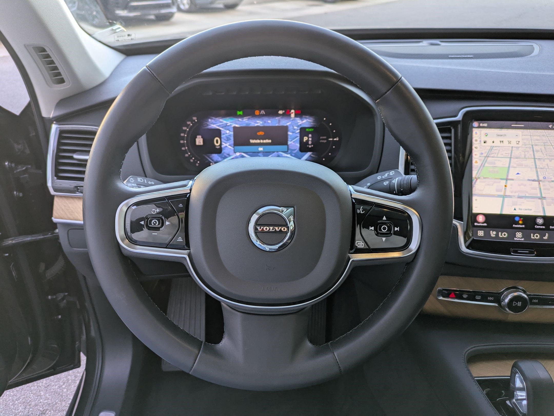 Certified Used 2023 Platinum Gray Metallic Volvo Plus image 17
