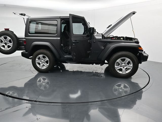 Used 2023 Gray Jeep Sport S image 45