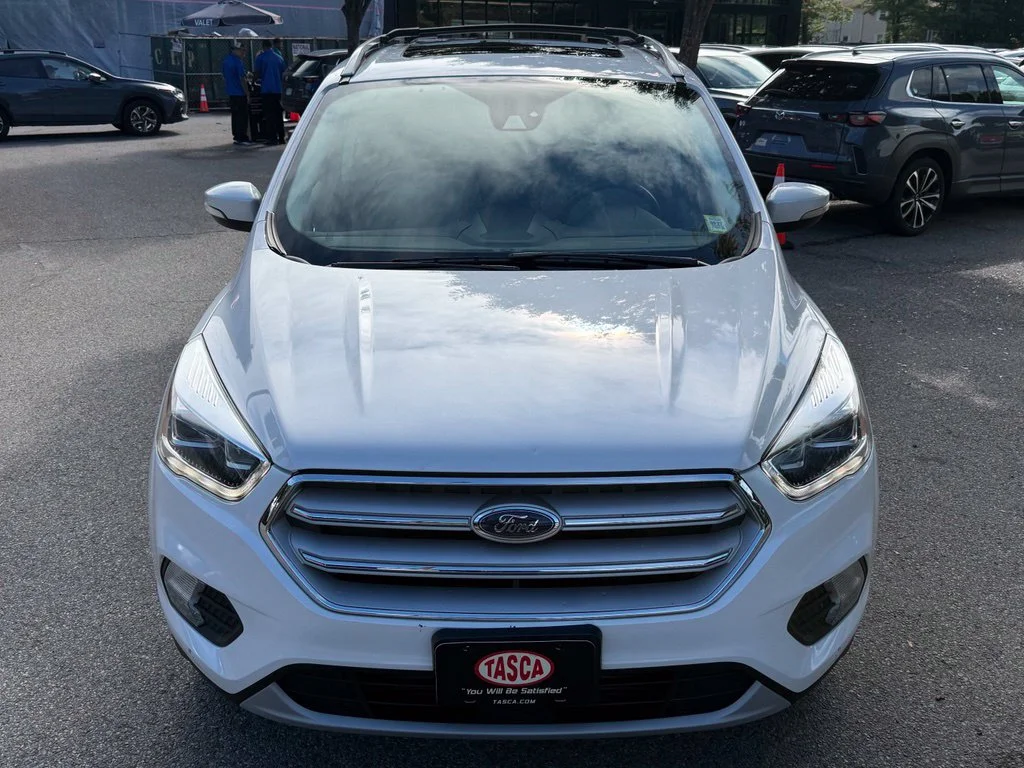 Certified Used 2019 White Platinum Clearcoat Metallic Ford Titanium image 2