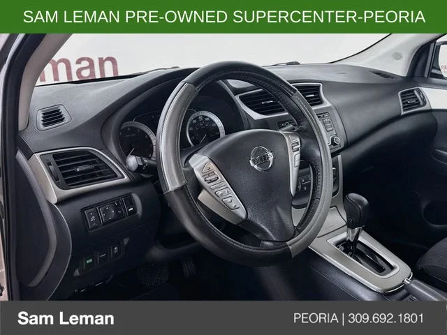 Used 2015 Silver Nissan SV image 9