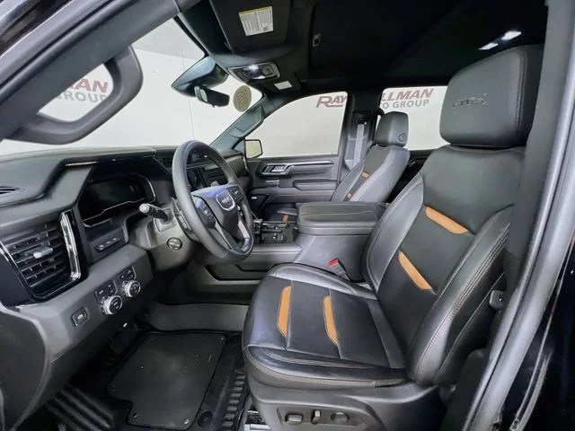 2025 GMC Sierra 1500 AT4 - Photo 10