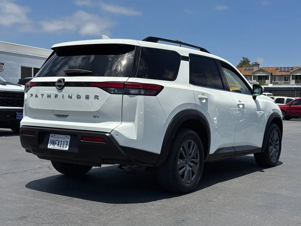 Used 2024 White Nissan SV image 11