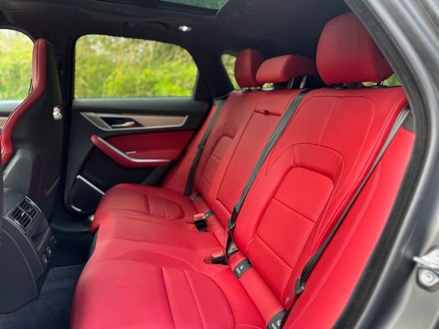 2026 Jaguar F-Pace R-Dynamic S - Photo 17