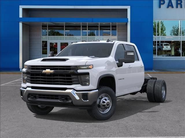 New 2026 Summit White Chevrolet Work Truck image 6