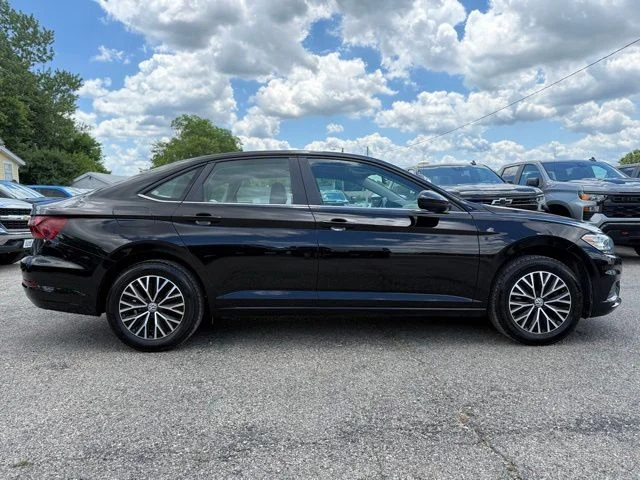Used 2020 Black Volkswagen  image 10