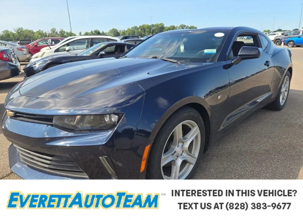 Used 2016 Blue Velvet Metallic Chevrolet 1LT image 1