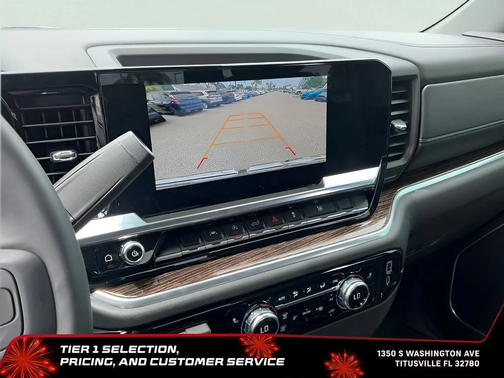 Used 2025 Onyx Black GMC Elevation image 37