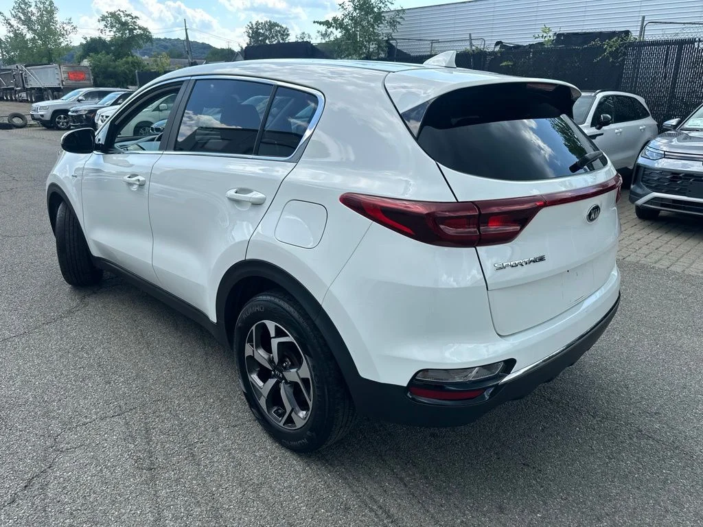 Used 2020 White Kia LX image 4