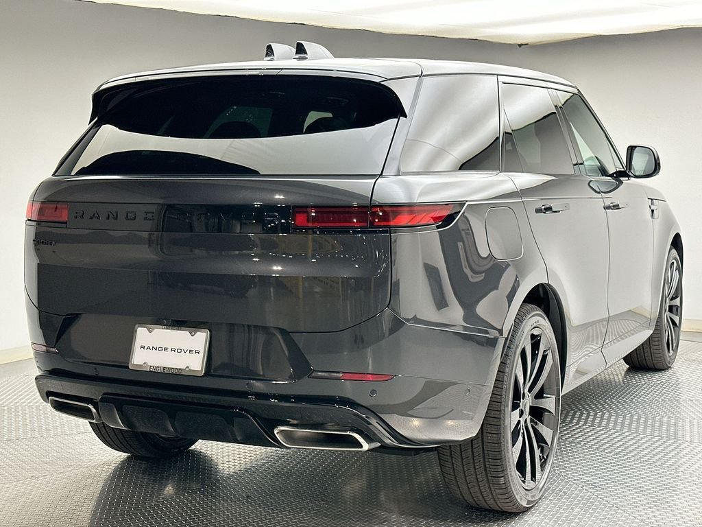 New 2027 Carpathian Grey Land Rover Dynamic SE image 3
