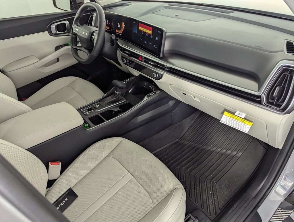 New 2026 Wolf Gray Kia S image 35