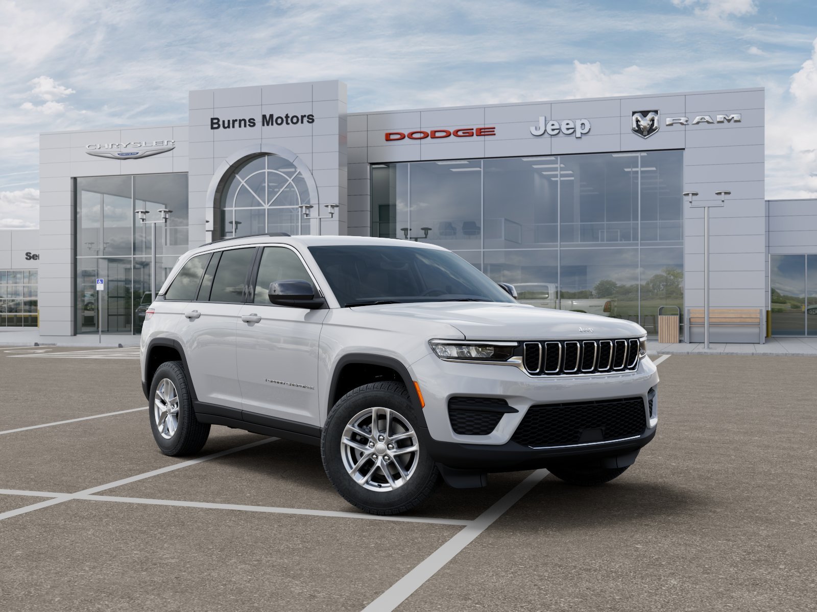 New 2026 Bright White Clear-Coat Exterior Paint Jeep Laredo image 31