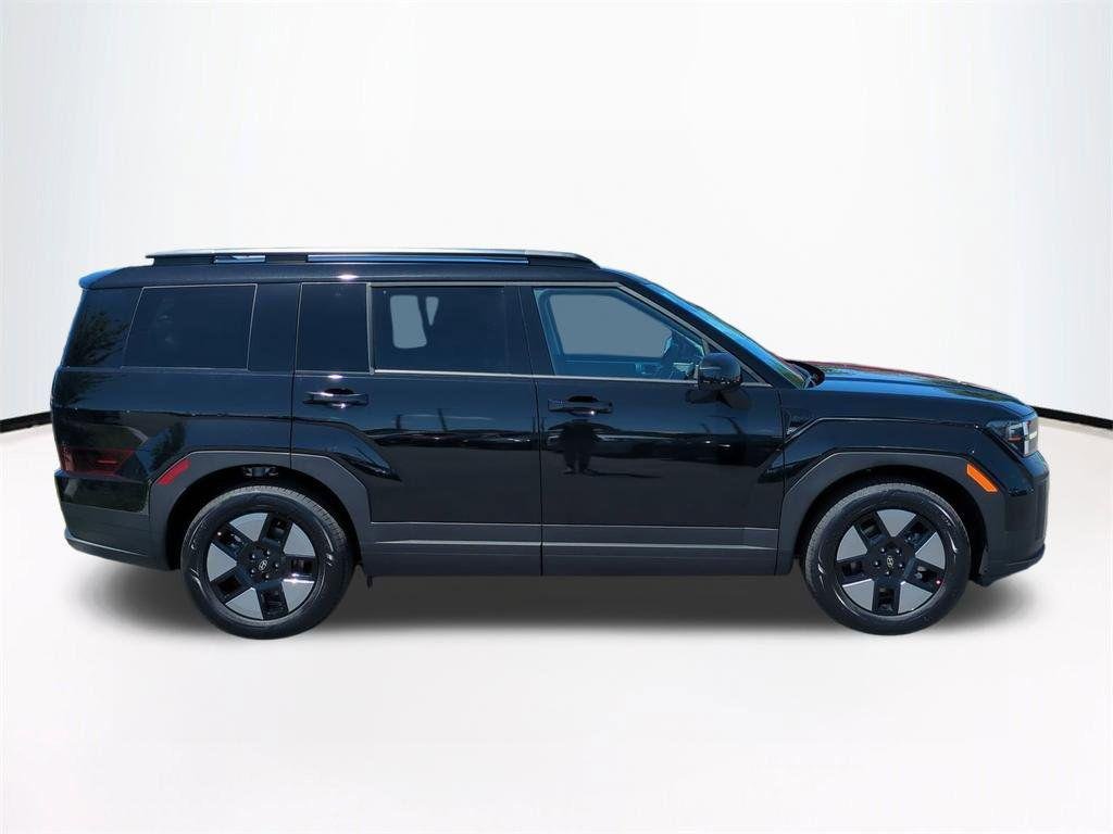 New 2026 Black Hyundai SEL image 4