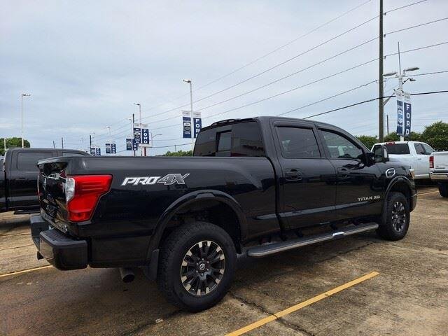 Used 2018 Magnetic Black Nissan PRO-4X image 5
