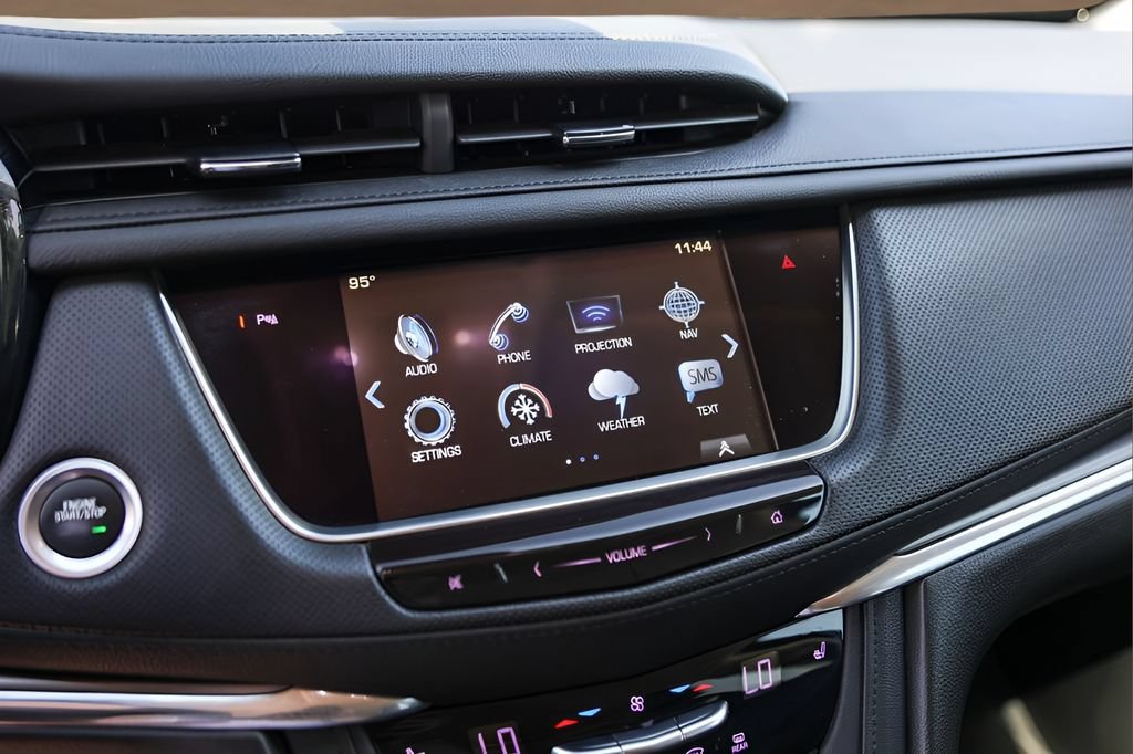 Used 2019 BRONZE DUNE METALLIC Cadillac Luxury FWD image 13