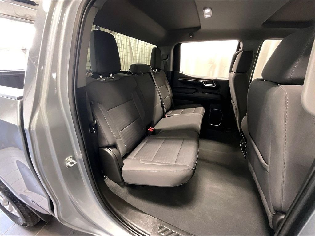 Used 2023 Gray Chevrolet LT image 16