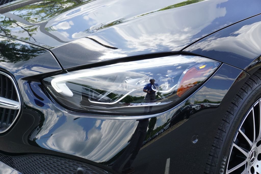 2025 Mercedes-Benz C-Class Sedan C 300 - Photo 11