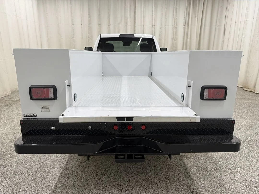 New 2026 Bright White Clear-Coat Exterior Paint RAM Tradesman image 16